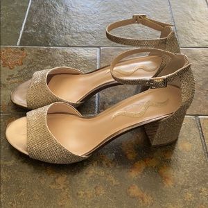Nina Enrica-YF Heel in gold